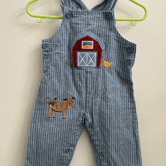 Baby Farm Overalls 6M Embroidered Barn Cow Chicken Cute Outfit - Picture 2 of 5